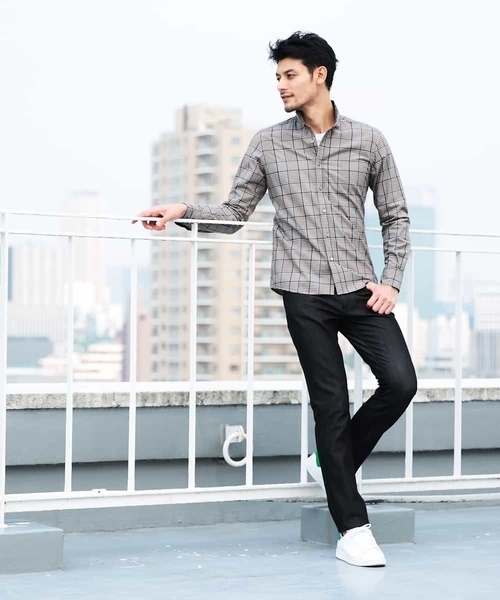 MICHEL KLEIN HOMME (ミッシェルクランオム)の「シャツ(ウェザーグレンチェック)(シャツ/ブラウス・メンズ・ブラウン・SMALL/MEDIUM/LARGE/X-LARGE)」の4枚目の写真