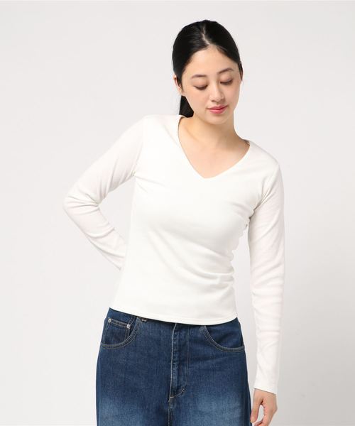 KOBE LETTUCE（コウベレタス）の「インナー透け防止！前身二重テレコリブUネックorVネック長袖Tシャツ＊トップス/カットソー/レディース[C3416]神戸レタス（Tシャツ/カットソー・レディース・ブラック/ネイビー/オフホワイト/カーキ/ブラック×ホワイト/ホワイト系その他/ブラック系その他/グリーン系その他/ブルー系その他/ブラック系その他2・FREE）」の3枚目の写真
