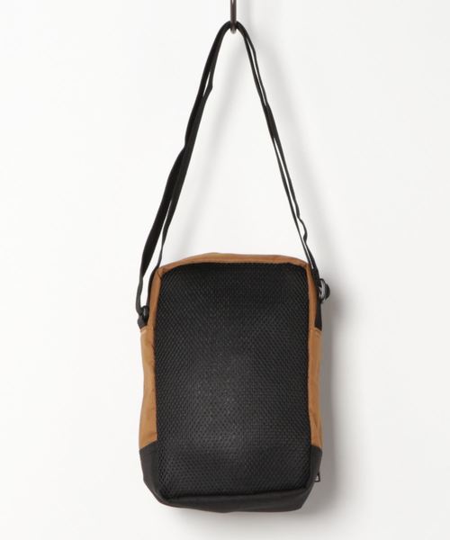 Carhartt カモフラージュ サコッシュ　ショルダーバック Carhartt ショルダーバッグ carhartt/カーハート CROSS BODY
