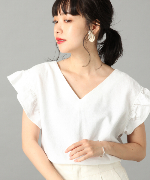 LOWRYS FARM(ローリーズファーム)の「L/Rラッフルフレンチスリーブ 836517(シャツ/ブラウス・レディース・オフホワイト/ブラック/ライトグレー/ベージュ・FREE)」の16枚目の写真