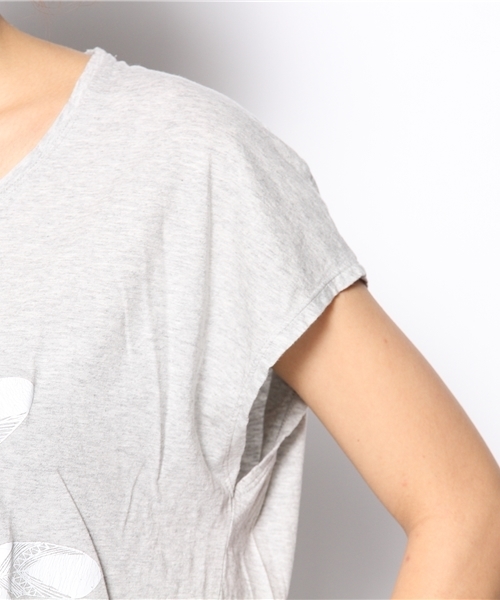 goa（ゴア）の「ﾈｲﾃｨﾌﾞﾌﾟﾘﾝﾄ Tシャツ（Tシャツ/カットソー・レディース・オフホワイト/グレー・FREE）」の7枚目の写真