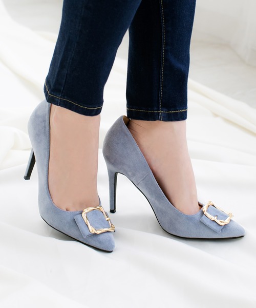 Julia Boutique（ジュリアブティック）の「バックル付きスエードヒールパンプス/550117（パンプス・レディース・ブラック/ピンク/ブルー/アイボリー/ベージュ/ブラック系その他/ラベンダー/ホワイト系その他・LL/3L/S/M/L/5L/4L）」の6枚目の写真