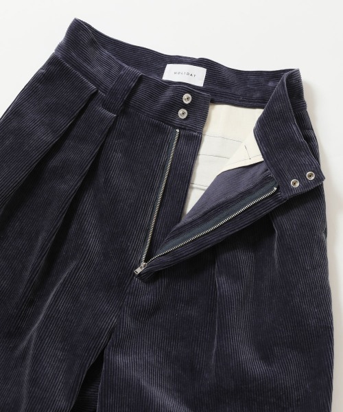 HOLIDAY(ホリデイ)の「CORDUROY TUCK PANTS コーデュロイタックパンツ(その他パンツ・レディース・ベージュ/ネイビー・1/0)」の3枚目の写真