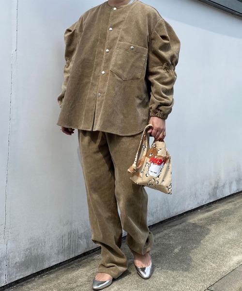HOLIDAY（ホリデイ）の「CORDUROY TUCK PANTS コーデュロイタック 