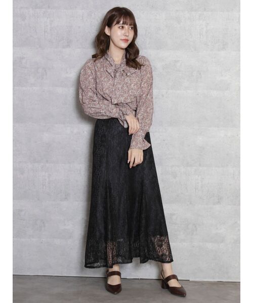 dazzlin(ダズリン)の「アソートボウタイブラウス(シャツ/ブラウス・レディース・オフホワイト/ブラック/ブラウン・FREE)」の16枚目の写真