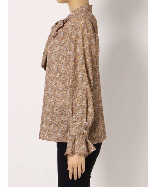 dazzlin(ダズリン)の「アソートボウタイブラウス(シャツ/ブラウス・レディース・オフホワイト/ブラック/ブラウン・FREE)」の12枚目の写真