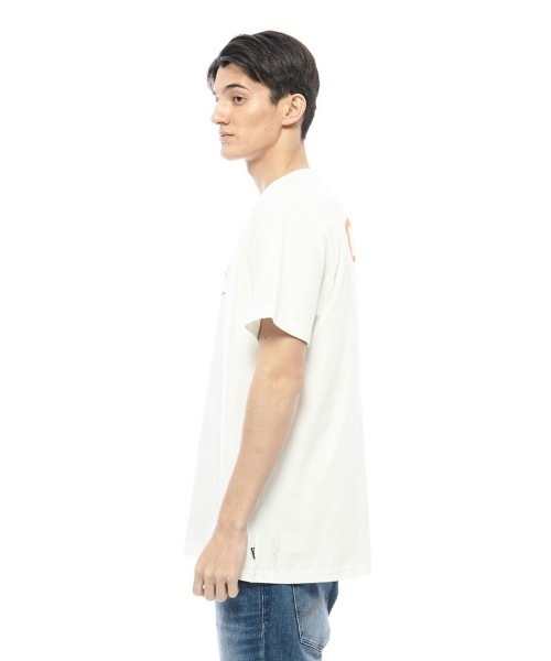 BILLABONG(ビラボン)の「BILLABONG メンズ 【A/DIV.】 SIDEWINDER Tシャツ【2020年秋冬モデル】/ビラボン 半袖(Tシャツ/カットソー・メンズ・オフホワイト/ネイビー・MEDIUM/LARGE/SMALL)」の4枚目の写真