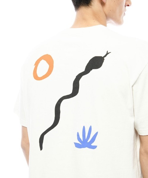 BILLABONG(ビラボン)の「BILLABONG メンズ 【A/DIV.】 SIDEWINDER Tシャツ【2020年秋冬モデル】/ビラボン 半袖(Tシャツ/カットソー・メンズ・オフホワイト/ネイビー・MEDIUM/LARGE/SMALL)」の5枚目の写真