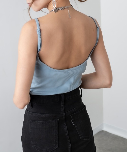 RASVOA(ラスボア)の「【WEB限定】カットリブカップ付きバックオープンキャミ(キャミソール・レディース・ブルー/オフホワイト/グリーン/ブラック・FREE)」の4枚目の写真
