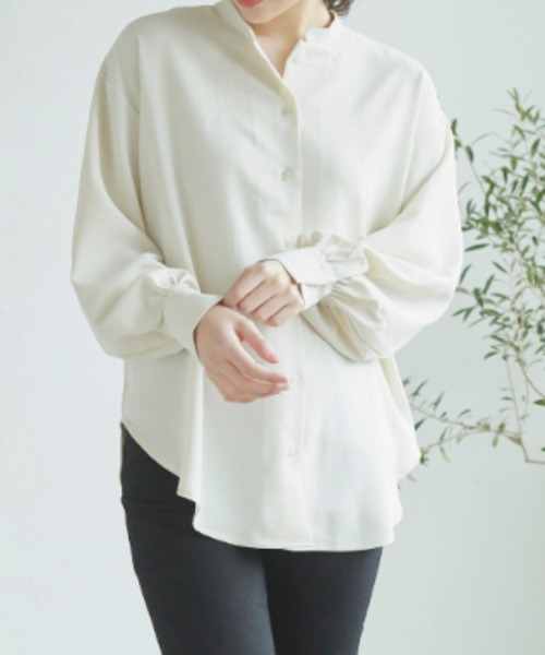 LIPSTAR（リップスター）の「【セット商品】タートルネックベスト&ボリュームブラウス（ニット/セーター・レディース・オフホワイト/ブラック/ベージュ・M）」の14枚目の写真