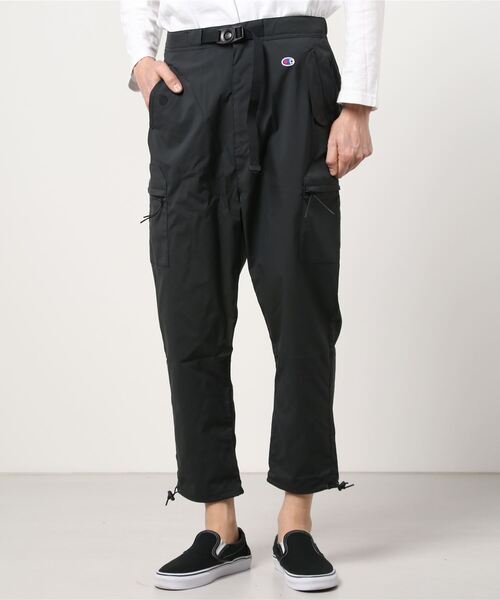 Champion(チャンピオン)の「【Champion/チャンピオン】メンズ ブラックエディション カーゴパンツ(カーゴパンツ・メンズ・ベージュ系その他3/ネイビー/ブラック系その他・MEDIUM/X-LARGE/LARGE)」の2枚目の写真