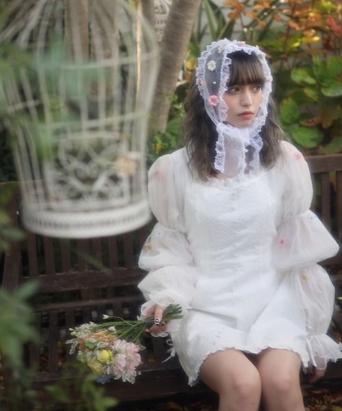 Swankiss（スワンキス）の「TS spirale de fleurs O/P