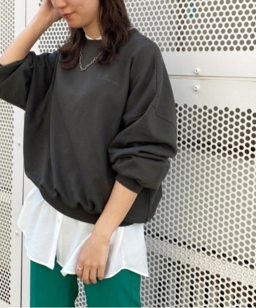 apres jour mignon(アプレジュールミニョン)の「アソート袖ボリューム裏毛スウェット3【ZOZOTOWN限定アイテム】(スウェット・レディース・パープル/ブラック系その他2/その他/アイボリー/オフホワイト/グリーン/ブラック系その他/ダークブルー/ブラック/クリーム・フリー/X-LARGE)」の16枚目の写真