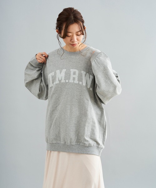 DouDou（ドゥドゥ）の「TMRW ミニ裏毛ロゴスウェット（Tシャツ/カットソー・レディース・ホワイト/チャコールグレー/ライトグレー・FREE）」の14枚目の写真