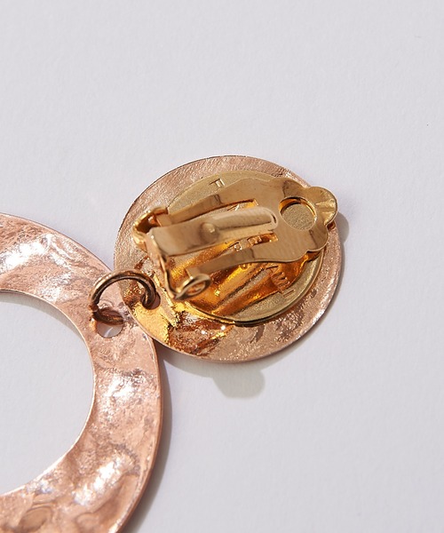 RIVE DROITE(リヴドロワ)の「【FRANCINE BRAMLI(フランシーヌブラムリ)】プレートイヤリング(イヤリング・レディース・ゴールド・FREE)」の8枚目の写真