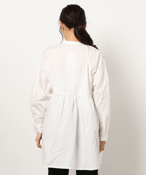 and R（アンドアール）の「マオカラーチュニック（チュニック・レディース・ホワイト・FREE）」の8枚目の写真