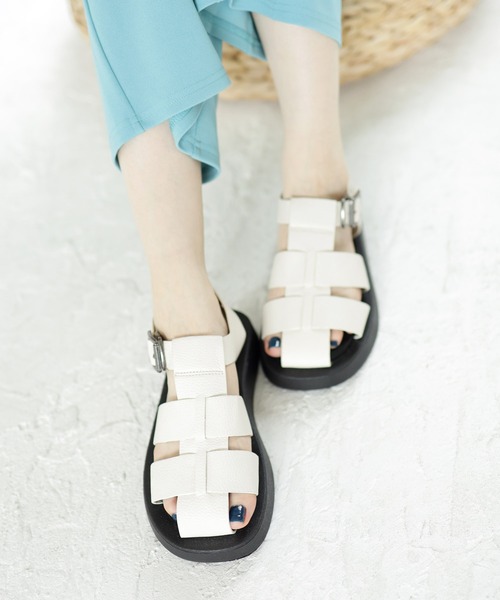 SESTO（セスト）の「ボリュームソールグルカサンダル（サンダル・レディース・ホワイト/ブラック・LL/3L/S/M/L）」の4枚目の写真