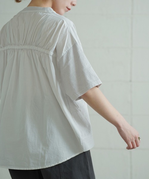 LUPILIEN(ルピリアン)の「ビンテージ風 パッチワークバックシャンTシャツ(Tシャツ/カットソー・レディース・チャコールグレー/ライトグレー/ベージュ/ピンク/ライトカーキ・FREE)」の10枚目の写真