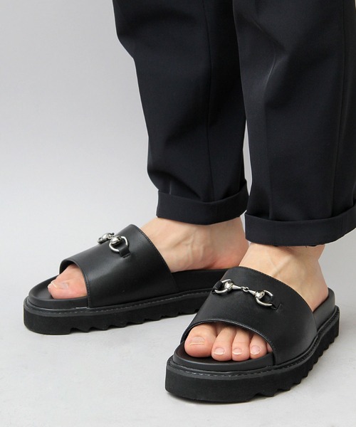 glabella（グラベラ）の「シャークソール ビット スライドサンダル / プラットフォーム フェイクレザーサンダル（サンダル・メンズ・ブラック・S/M/L）」の3枚目の写真