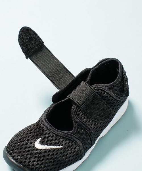 NIKE(ナイキ)の「NIKE/リトルリフト ベビースニーカー TD(スニーカー・キッズ・ブラック/ホワイト・13/14/15 /16)」の12枚目の写真