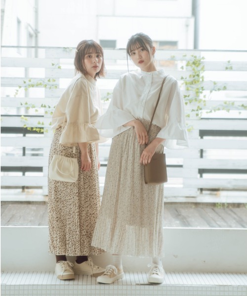 nemne store（ネンネストア）の「ハーブティーをのむ柄プリーツスカート（スカート・レディース・ホワイト/ベージュ/オフホワイト/モカ・フリー）」の18枚目の写真