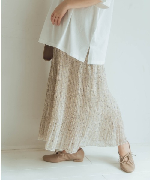 nemne store（ネンネストア）の「ハーブティーをのむ柄プリーツスカート（スカート・レディース・ホワイト/ベージュ/オフホワイト/モカ・フリー）」の16枚目の写真