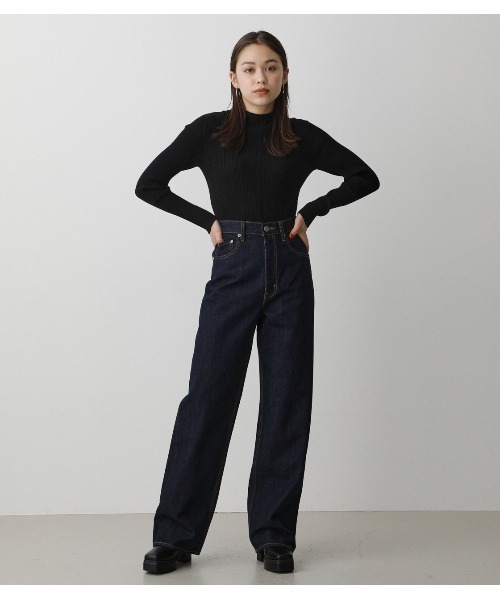 AZUL by moussy（アズールバイマウジー）の「HIGH WAIST DENIM WIDE /ハイウエストデニムワイド（デニムパンツ・レディース・オフホワイト/ライトベージュ/ライトブルー/ワンウォッシュ・X-SMALL/SMALL/LARGE/MEDIUM）」の12枚目の写真