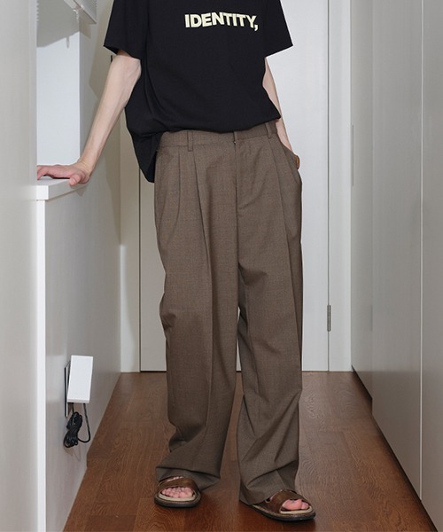 IEY(アイイーワイ)の「【IEY】TAILORED OVER PANTS IYPTBA004(スラックス・メンズ・ブラック/ダークベージュ・M/L)」の2枚目の写真