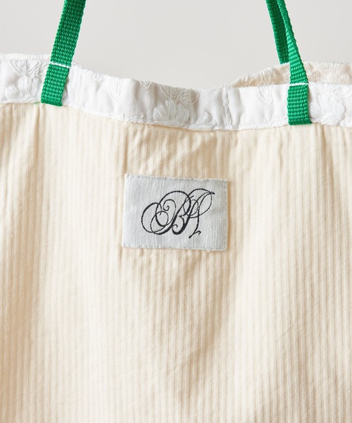 BEARDSLEY（ビアズリー）の「洗えるから白も気軽に使える　デニム刺繍バッグ（トートバッグ・レディース・インディゴブルー/ホワイト・FREE）」の15枚目の写真