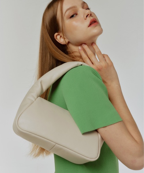 SAMO ONDOH（セイモオンド）の「【SAMO ONDOH】MUG BAG M LAMBSKIN / セイモオンド マグバッグ M ラムスキン（ショルダーバッグ・レディース・ブラック/ブルー/グリーン/クリーム/レモンイエロー/ピンク/キャメル/ブラウン/スモーキーグリーン系・FREE）」の21枚目の写真