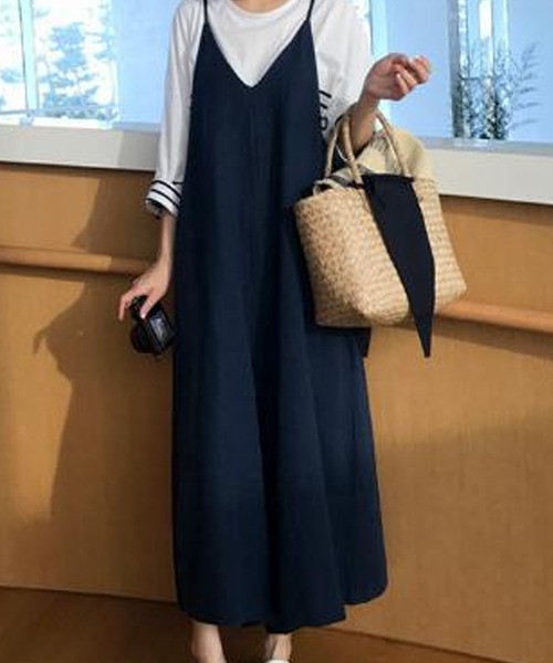 lakkanoir(ラッカノア)の「スカートライクサロペット(サロペット/オーバーオール・レディース・ネイビー/ベージュ・M/S/L/XL)」の2枚目の写真