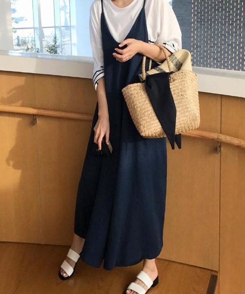 lakkanoir(ラッカノア)の「スカートライクサロペット(サロペット/オーバーオール・レディース・ネイビー/ベージュ・M/S/L/XL)」の9枚目の写真
