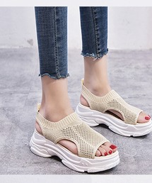 メッシュ厚底スポーツサンダル