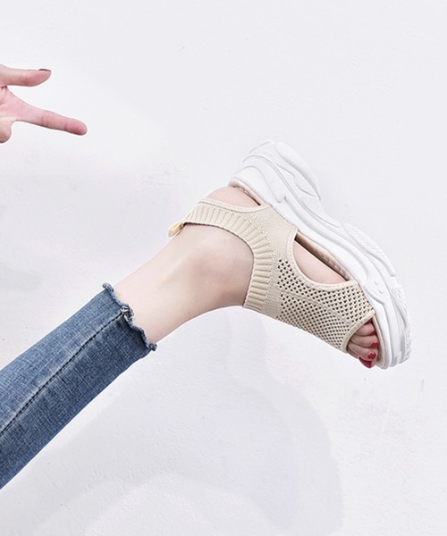 Lace Ladies（レースレディース）の「メッシュ厚底スポーツサンダル（サンダル・レディース・ベージュ/ホワイト/ブラック/ブラック系2・22.5/25/23/24.5/23.5/24）」の14枚目の写真