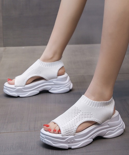 Lace Ladies（レースレディース）の「メッシュ厚底スポーツサンダル（サンダル・レディース・ベージュ/ホワイト/ブラック/ブラック系2・22.5/25/23/24.5/23.5/24）」の20枚目の写真