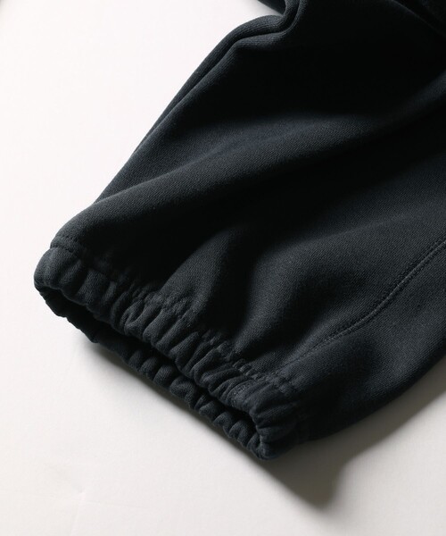 FREAK'S STORE（フリークスストア）の「WEB限定 BEN DAVIS×FREAK'S STORE/ベンデイビス 別注 カレッジデザイン スウェットパンツ/セットアップ対応（スウェットパンツ・メンズ・ブラック/ライトグレー/ネイビー/グリーン・MEDIUM/LARGE/X-LARGE/SMALL）」の9枚目の写真
