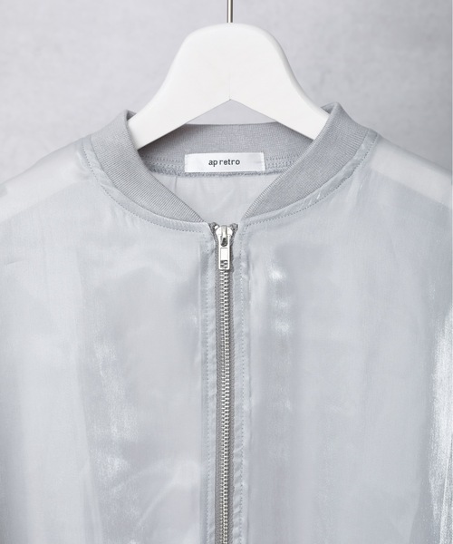 ap retro（アプレトロ）の「シャイニーシアーブルゾン（ブルゾン・レディース・ブラック/グレー/アイボリー/ネイビー・FREE）」の10枚目の写真