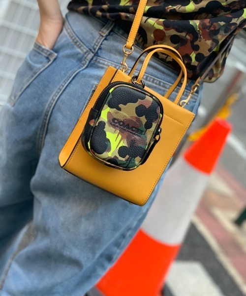 すぐ届く Coach コーチ ミニ カシン トート ショルダー バッグ COACH（コーチ）の「ミニ カシン トート（ショルダーバッグ