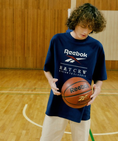 Reebok(リーボック)の「ロマンティッククラウン ショートスリーブ Tシャツ / Romantic Crown Short Sleeve T-Shirt(Tシャツ/カットソー・メンズ・ホワイト/ネイビー/ミント・LARGE/X-LARGE/XX-LARGE/MEDIUM/SMALL/X-SMALL/XXX-LARGE)」の1枚目の写真