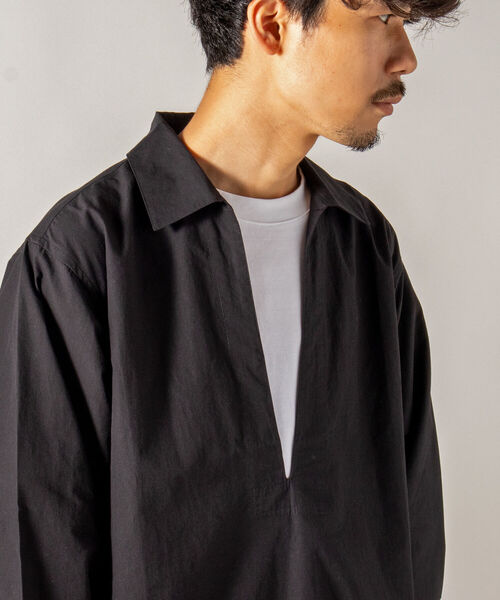 GLOSTER（グロスター）の「【GLOSTER/グロスター】オーガニックコットン スキッパーシャツ（シャツ/ブラウス・メンズ・ホワイト/ブラック/サックスブルー・MEDIUM/LARGE）」の3枚目の写真