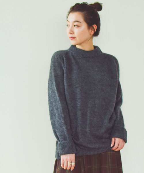 Demi-Luxe BEAMS（デミルクス ビームス）の「Demi-Luxe BEAMS / モヘヤ混 モックネック ニット（ニット/セーター・レディース・チャコールグレー/ピンク/ブルー・ONE SIZE）」の13枚目の写真