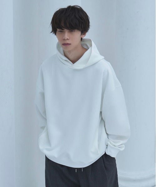neez.(ニーズ)の「スムースドレープルーズフーディ(パーカー・メンズ・ホワイト/ブラック/ネイビー/モカ・SMALL/MEDIUM/LARGE)」の2枚目の写真