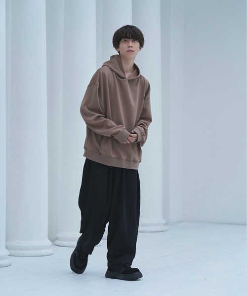 neez.(ニーズ)の「スムースドレープルーズフーディ(パーカー・メンズ・ホワイト/ブラック/ネイビー/モカ・SMALL/MEDIUM/LARGE)」の5枚目の写真