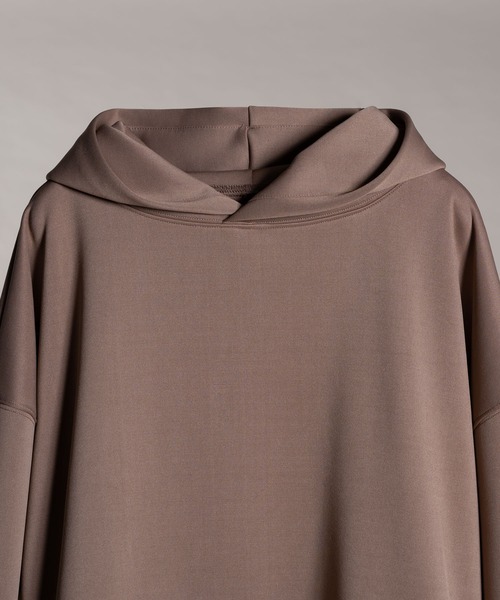 neez.(ニーズ)の「スムースドレープルーズフーディ(パーカー・メンズ・ホワイト/ブラック/ネイビー/モカ・SMALL/MEDIUM/LARGE)」の17枚目の写真
