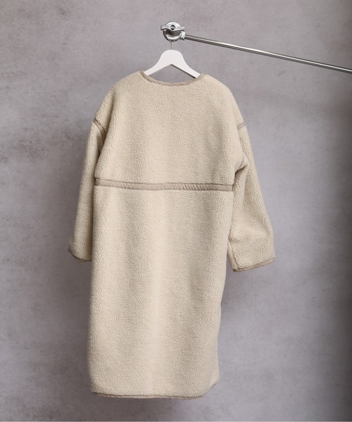 ap retro（アプレトロ）の「ロングボアリバーシブルコート（ノーカラーコート・レディース・ベージュ/アイボリー/モカ・FREE）」の15枚目の写真