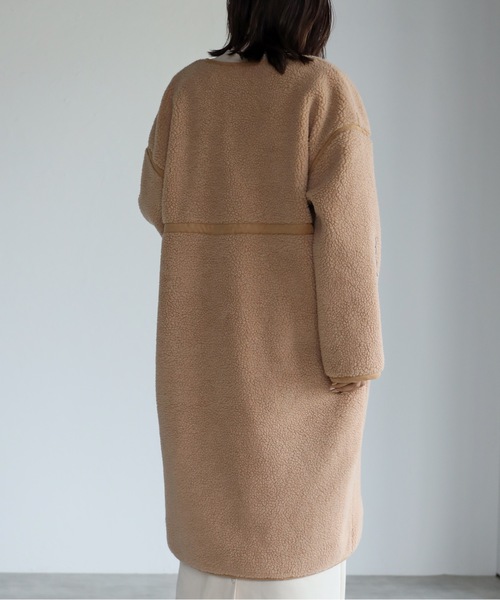 ap retro（アプレトロ）の「ロングボアリバーシブルコート（ノーカラーコート・レディース・ベージュ/アイボリー/モカ・FREE）」の19枚目の写真