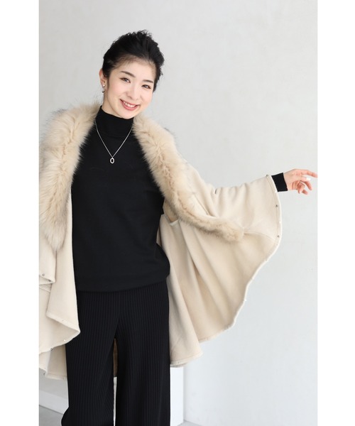 cawaii（カワイイ）の「リュクスなフェイクファーのケープカーディガン 羽織り アウター（カーディガン/ボレロ・レディース・クリーム・FREE）」の16枚目の写真