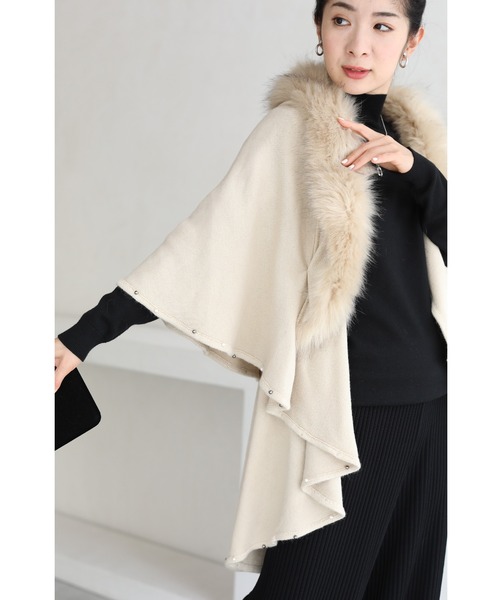 cawaii（カワイイ）の「リュクスなフェイクファーのケープカーディガン 羽織り アウター（カーディガン/ボレロ・レディース・クリーム・FREE）」の9枚目の写真