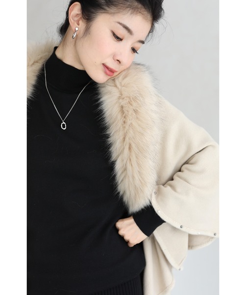 cawaii（カワイイ）の「リュクスなフェイクファーのケープカーディガン 羽織り アウター（カーディガン/ボレロ・レディース・クリーム・FREE）」の17枚目の写真