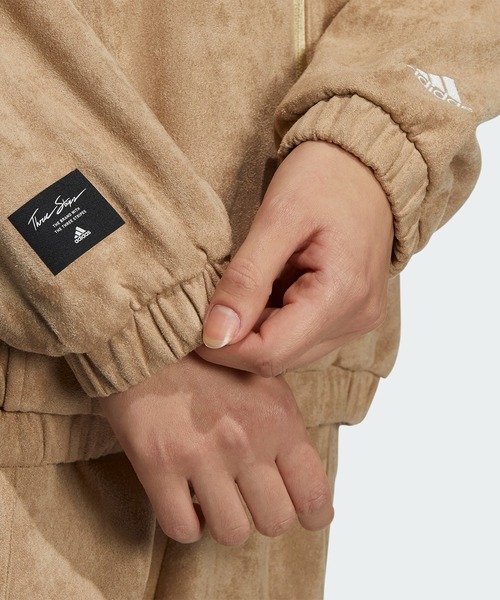 adidas（アディダス）の「ID 2.0 ルーズフィット フェイクスエード